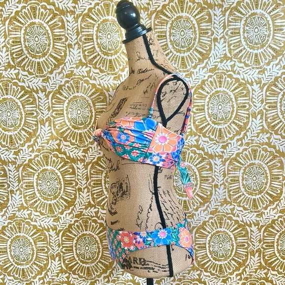 Agua Bendita Colorful Tile Print Lucille Top & Audrey Bikini Bottom Set size S - Picture 4 of 15